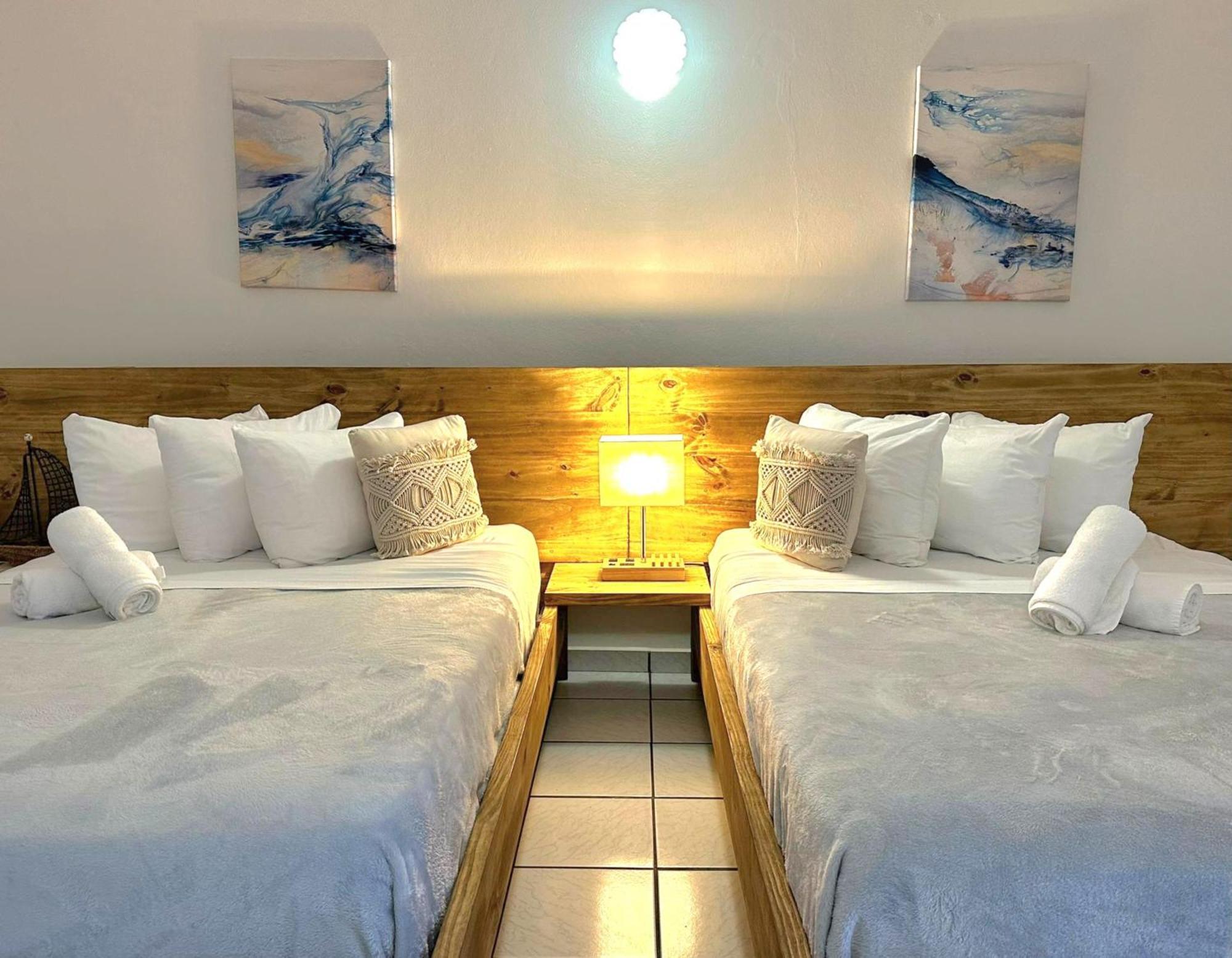 Nautilus By La Jamaca Hotels-Downtown La Parguera 라하스 외부 사진